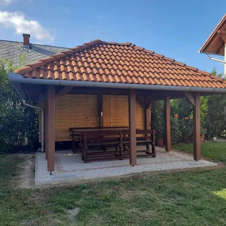 Nóra Balatonlelle